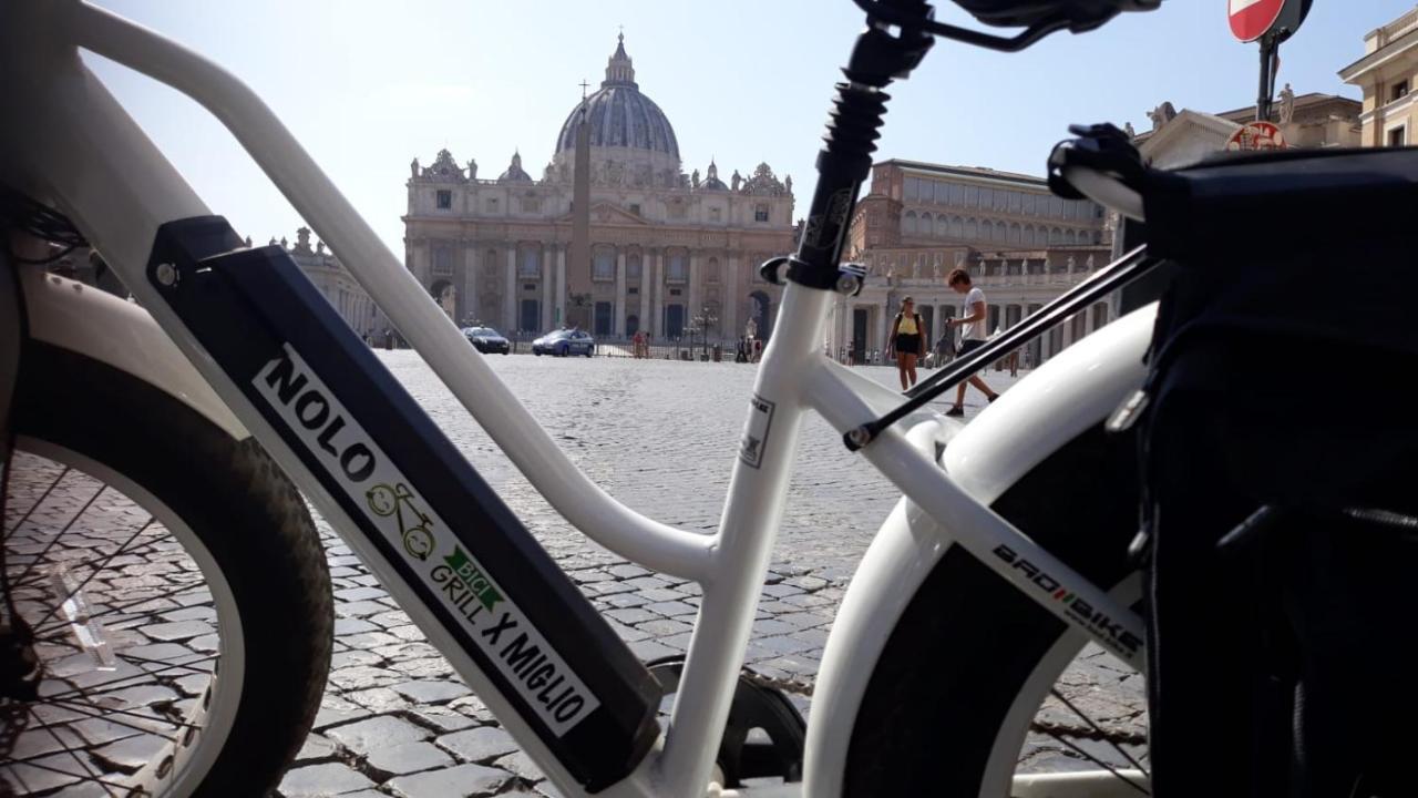 Bici Grill Decimo Miglio Aeroporto Ciampino Francigena Country House Zewnętrze zdjęcie